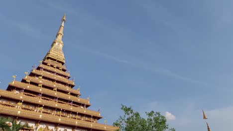 beautiful and elegant thai temple exterior