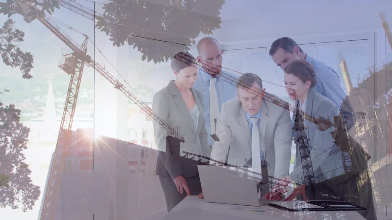 Animation af en byggeplads over en gruppe kaukasiske ingeniører