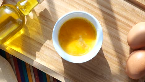 close up of eggs in a bowl