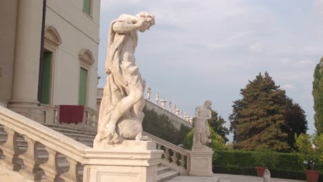 staues at venetian villa, palladio style, vicenza, italy