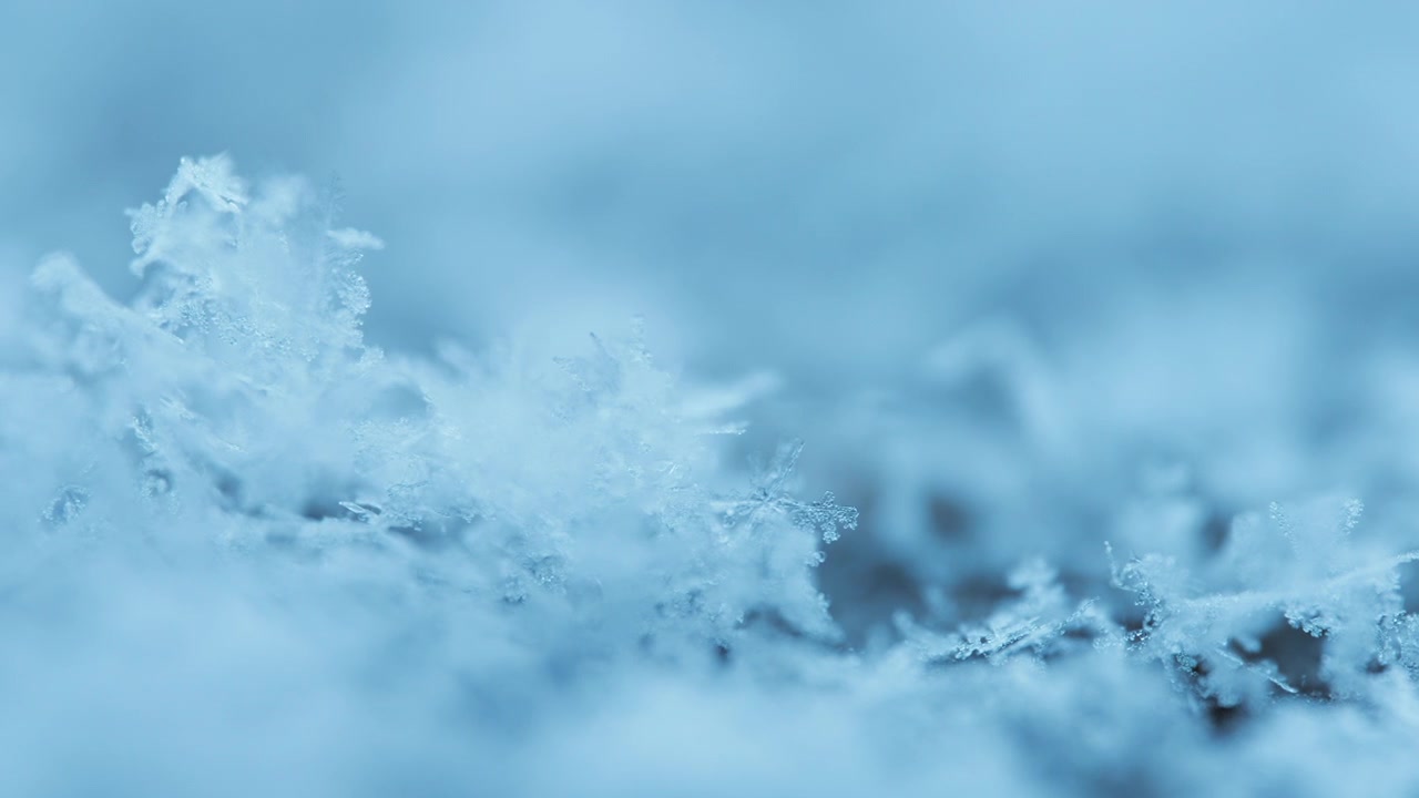 Dettagli macro di fiocchi di neve in caduta
