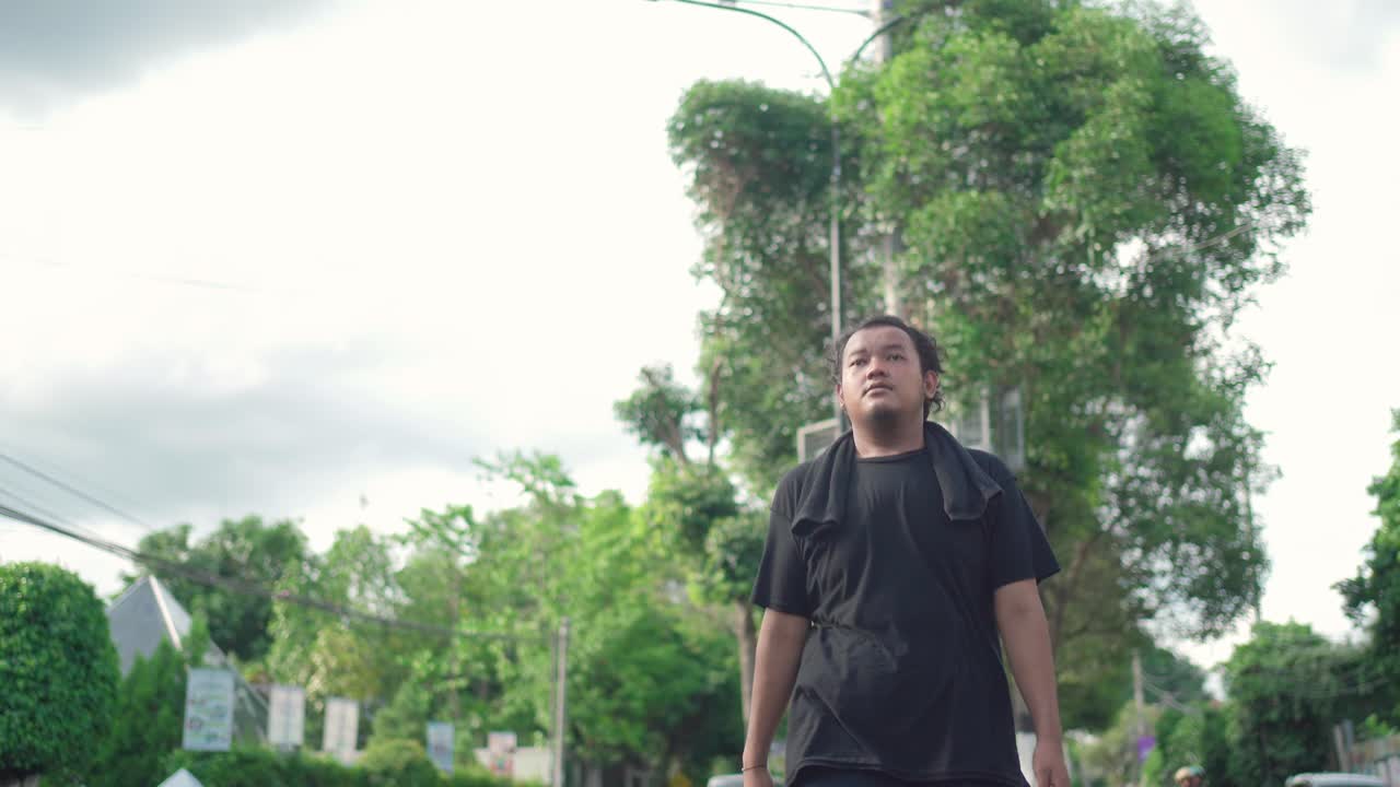 야외에서 는 남자