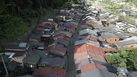 Vista-Aérea-De-Los-Techos-De-Las-Aldeas-De-Japón