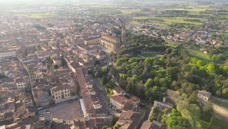 Arezzo-Drone-City:-Mesmerizing-Aerial-Footage-Showcasing-the-Historic-Charm-and-Scenic-Beauty-of-an-Iconic-Tuscan-City