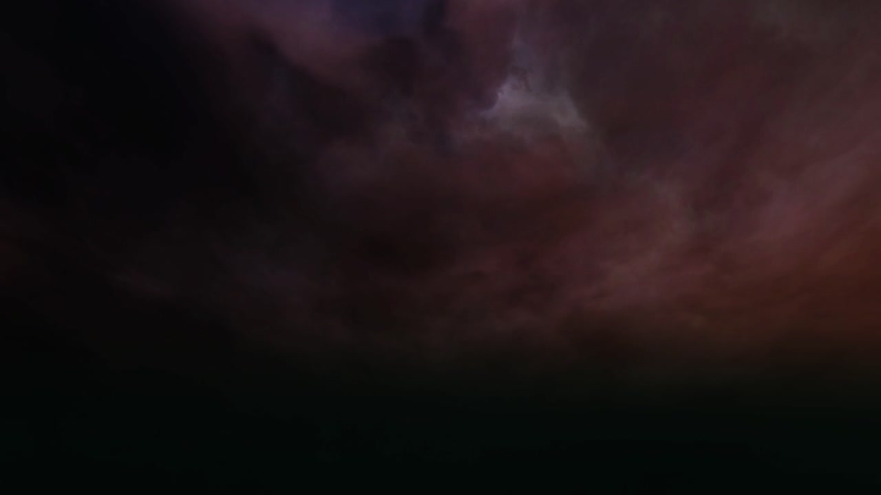 lapso de tiempo, nubes crepusculares oscuras y tormentas eléctricas