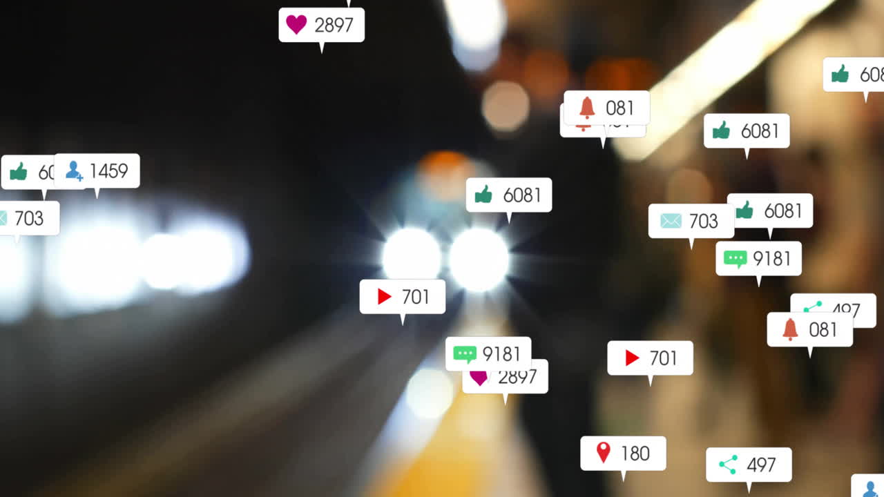 기차역 위에 숫자를 가진 소셜 미디어 아이콘의 애니메이션