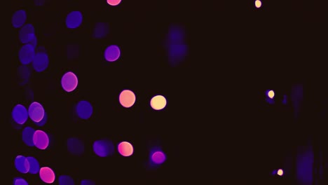 el fondo abstracto de las luces brillantes de la navidad.