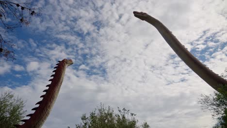 diplodocus madre con bebé