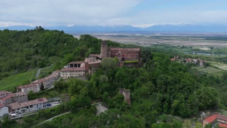 historic-town-of-Camino,-home-of-the-Castello-di-Camino,-a-picturesque-hillside-town