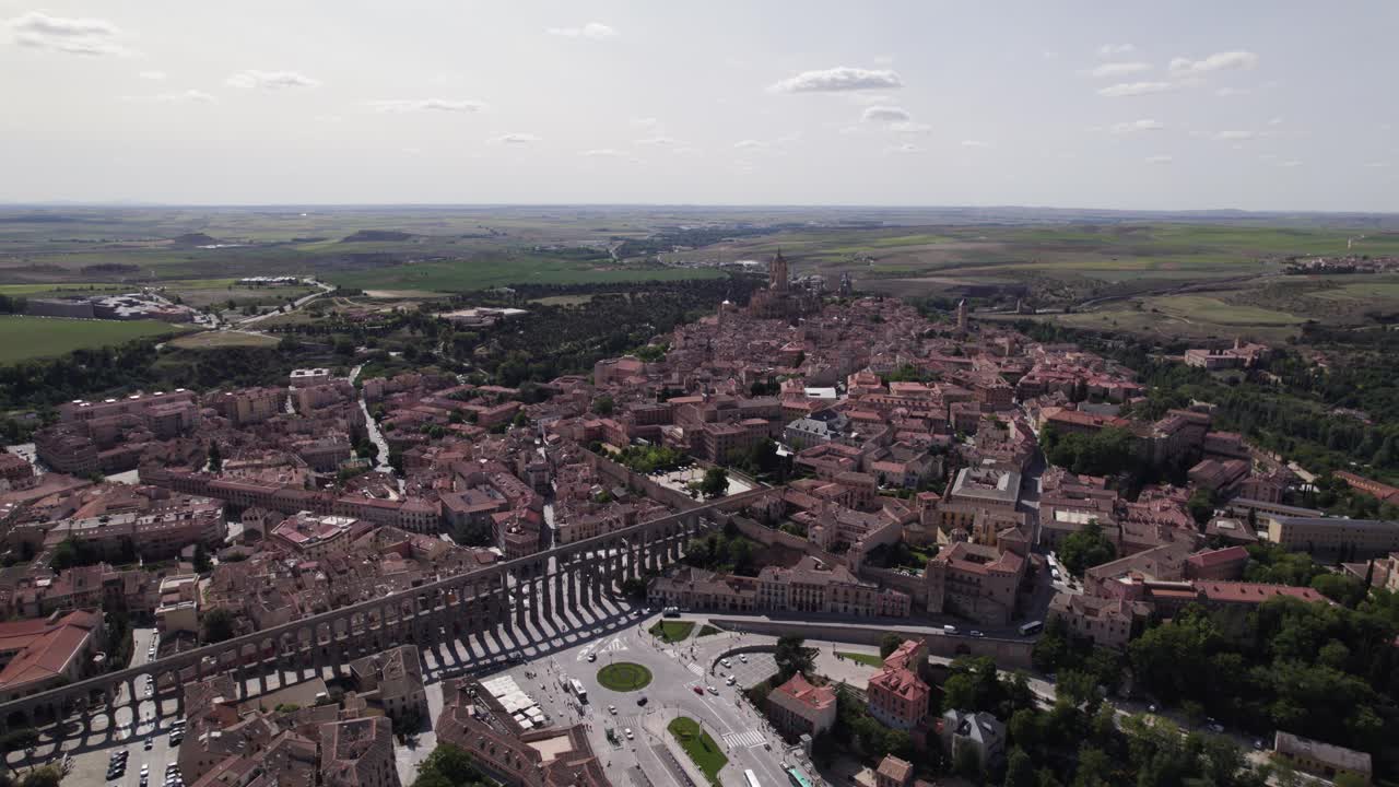 세고비아 시 수로와 라 라티나 동네, 마드리드 북서부, 스페인 도시 풍경