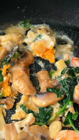 Shrimp, Egg, Spinach, and Mushroom Stir-Fry