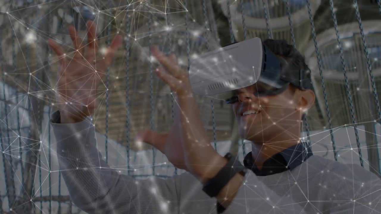 animación de la red de conexiones sobre el hombre que usa auriculares vr