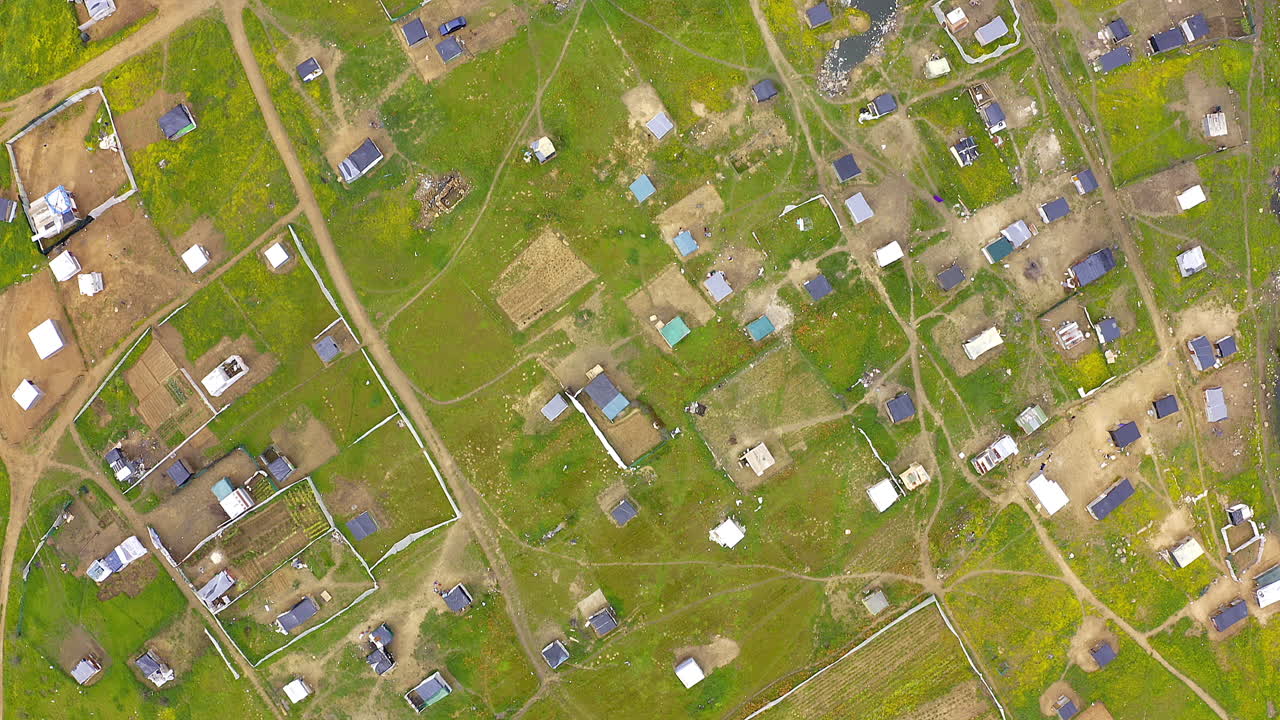 ver cómo vive el otro lado