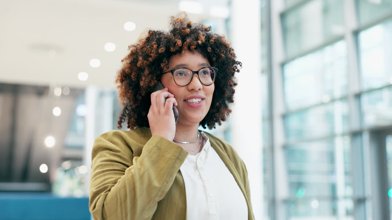 Donna d'affari, telefonata