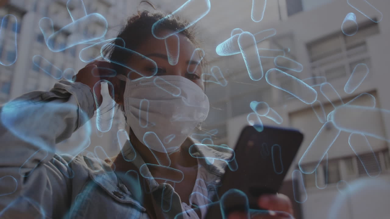 animación de células de covid-19 que se mueven sobre una mujer con máscara facial