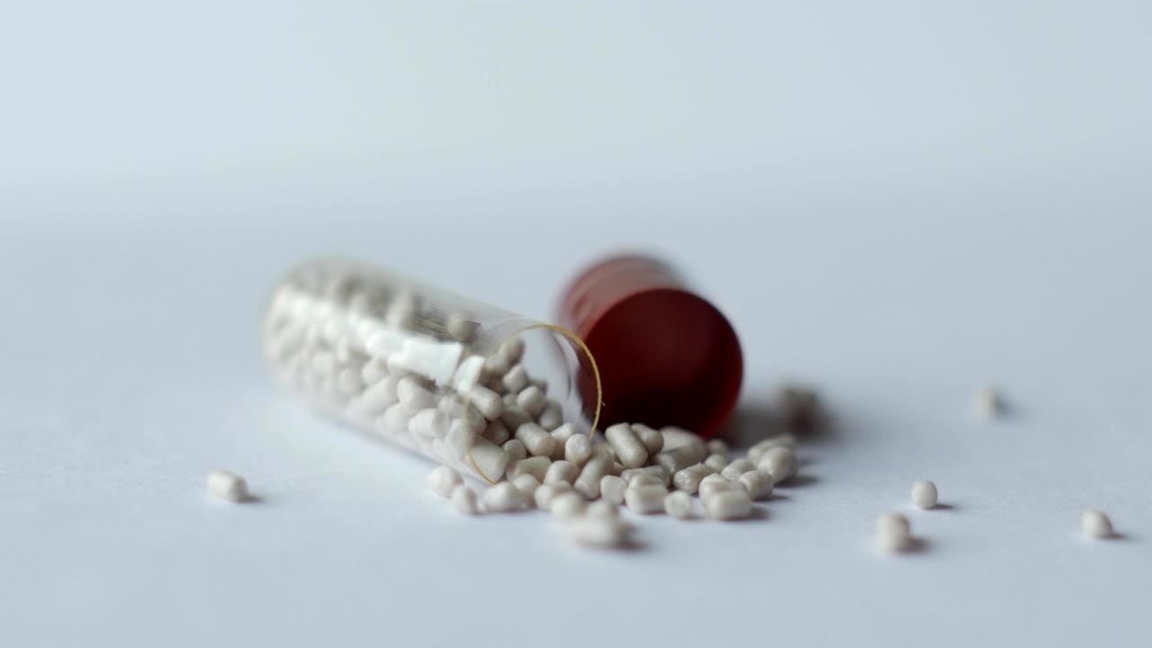 píldora giratoria en blanco