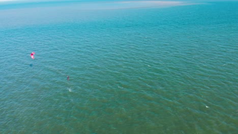 Enthralling-Kitesurfing-diaries-a-Lowestof-Suffolk-groyne-sea-England