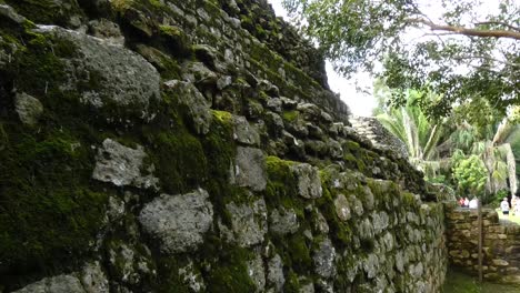 detail of the wall of the temple 24 at chacchoben, mayan archeological site, quintana roo, mexico