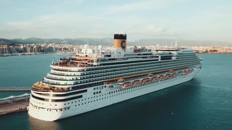 cruise ship in port