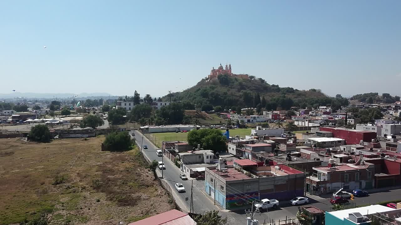 Veduta aerea di Cholula Puebla, giornata di sole, Chiesa di Santa María Tonantzintla.