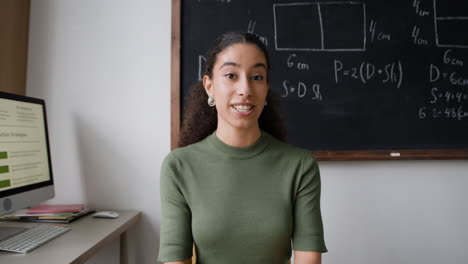 clase de matemáticas en línea con el maestro