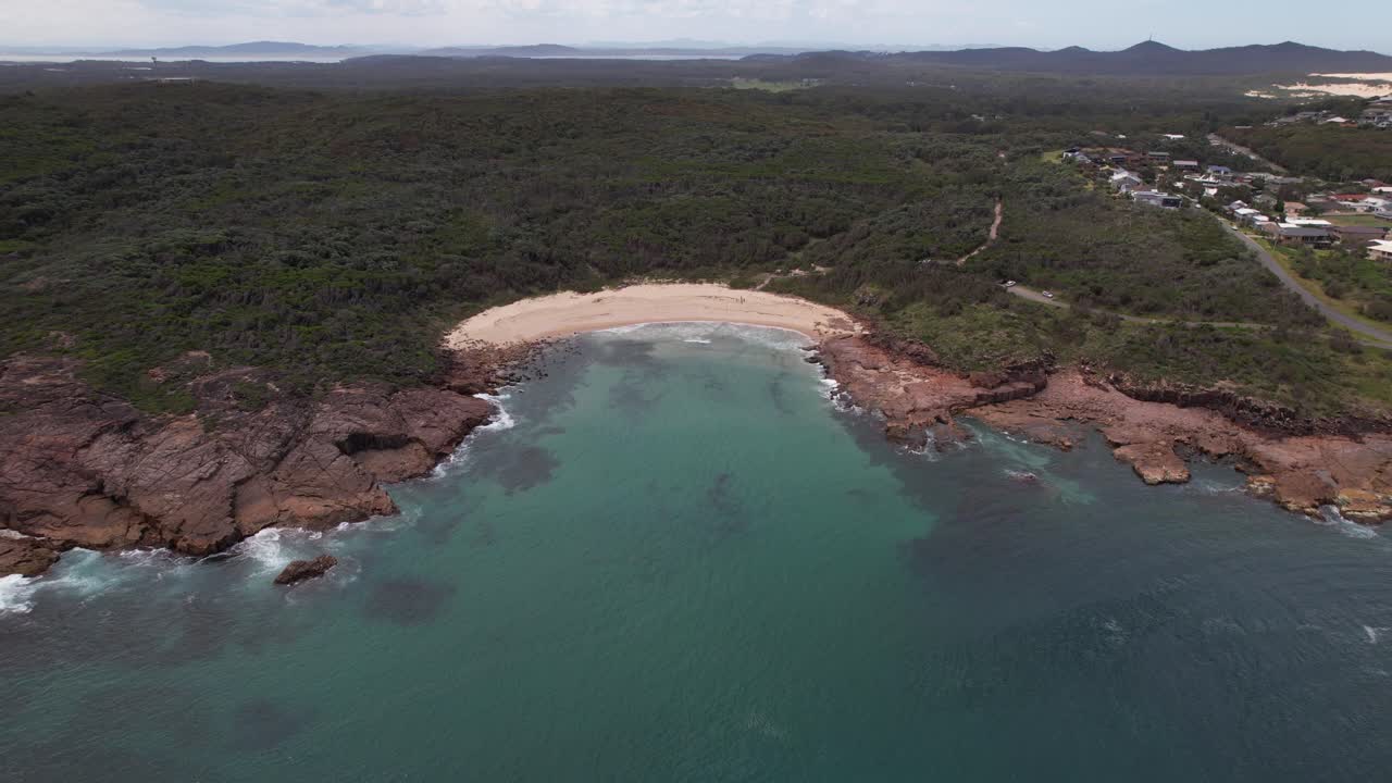 Aerial Shot Of Kingsley Beach And Surroundings In New South Wales, Australia