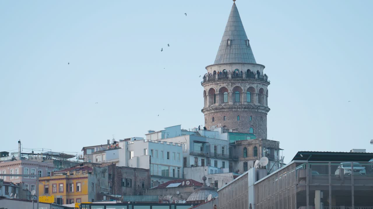 갈라타 타워와 이스탄불 시내 풍경