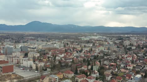 estruturas arquitetônicas da paisagem urbana de liubliana, na eslovênia