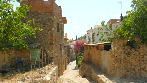 Ancient-Traditional-Spanish-Charming-Village-in-Borriol,-Province-of-Castellon,-Valencian-Community,-Spain---Close-Up