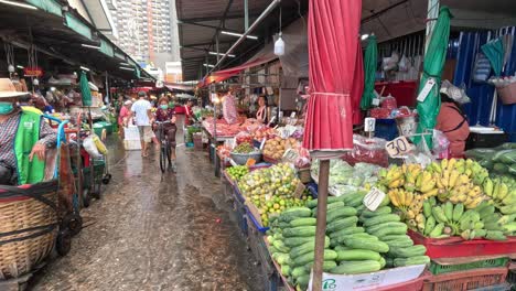 vibrant market activity with vendors and shoppers