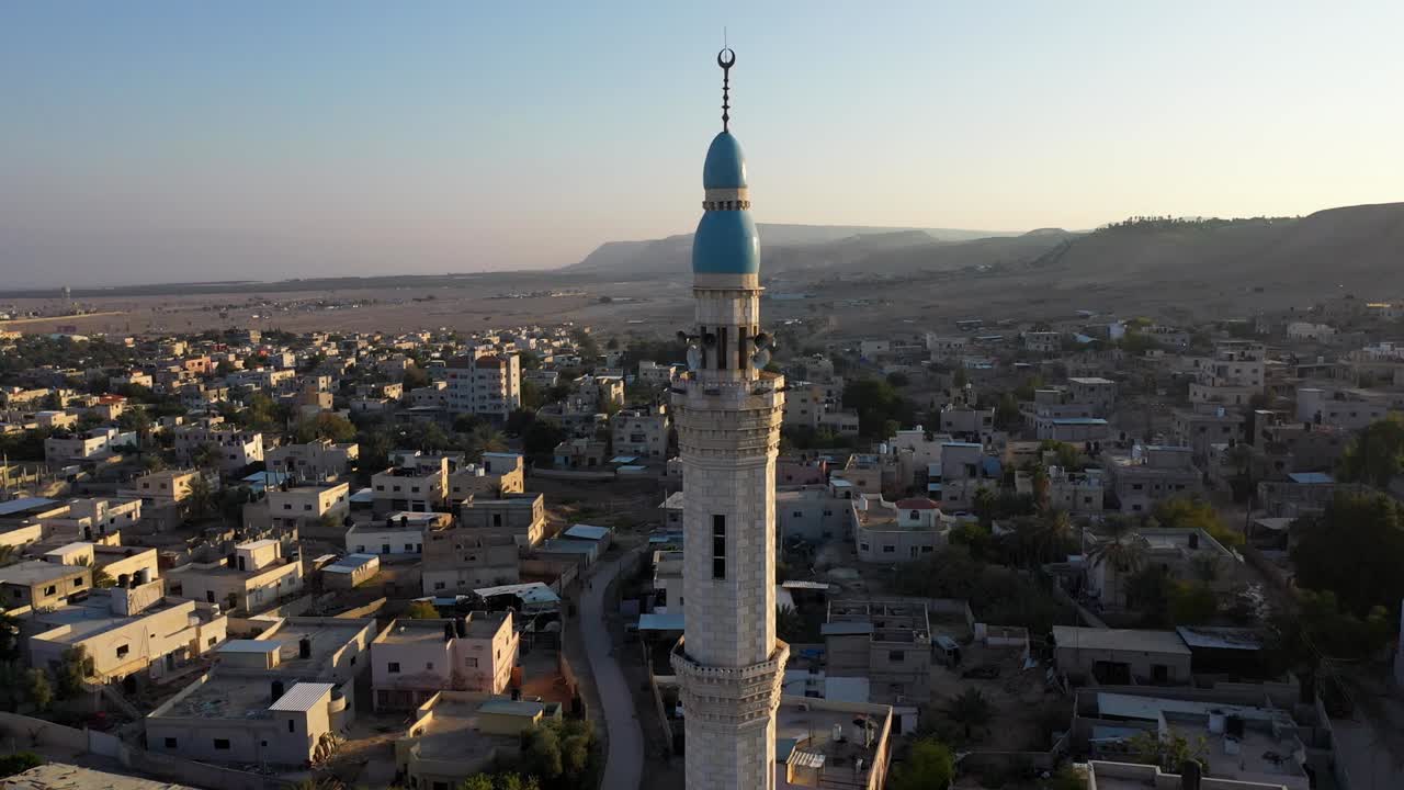 mezquita en la ciudad de jericó - vista aérea