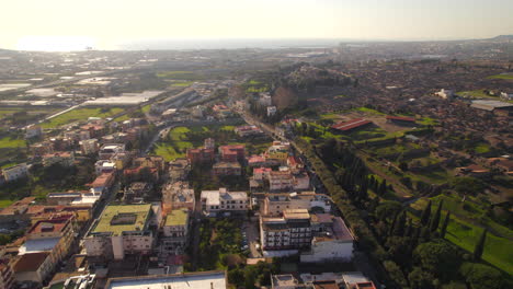 Pompeii-new-village-and-old-one-at-sunset