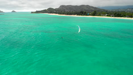 antena de cometa en la bahía de kailua