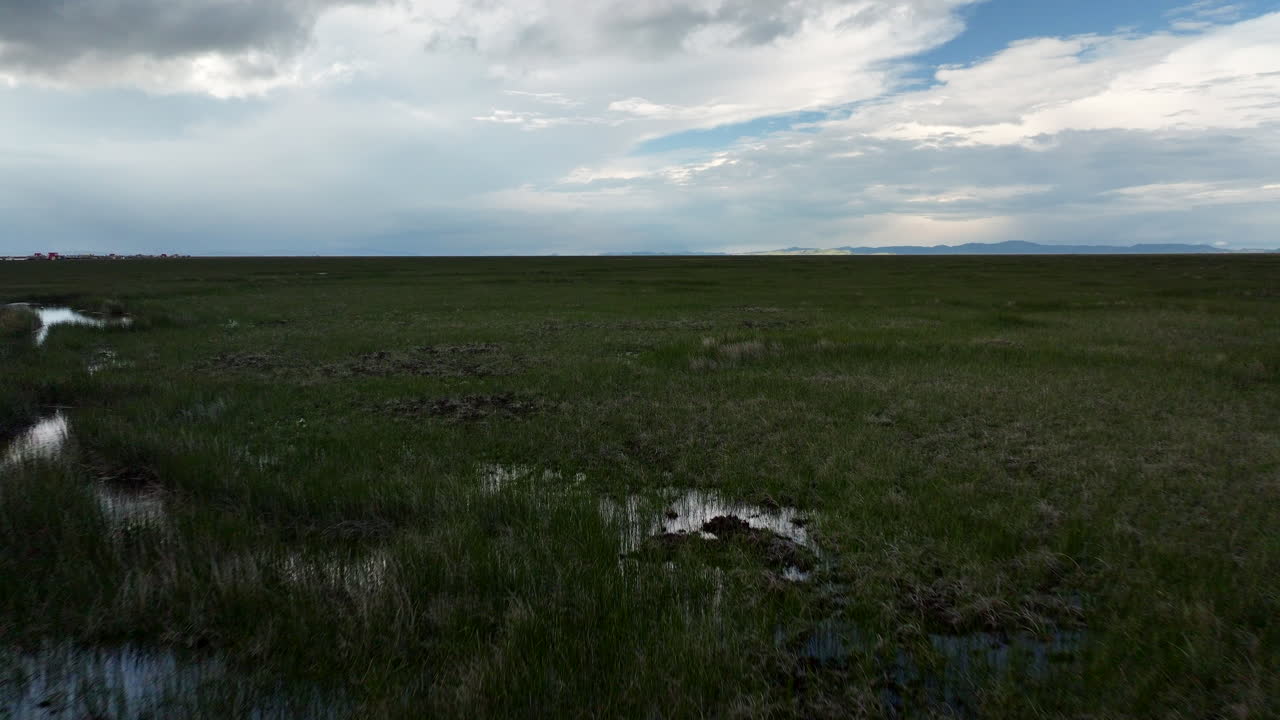 Isole Galleggianti degli Uros, Sud America Rurale, Natura Peruviana, Vista Aerea.