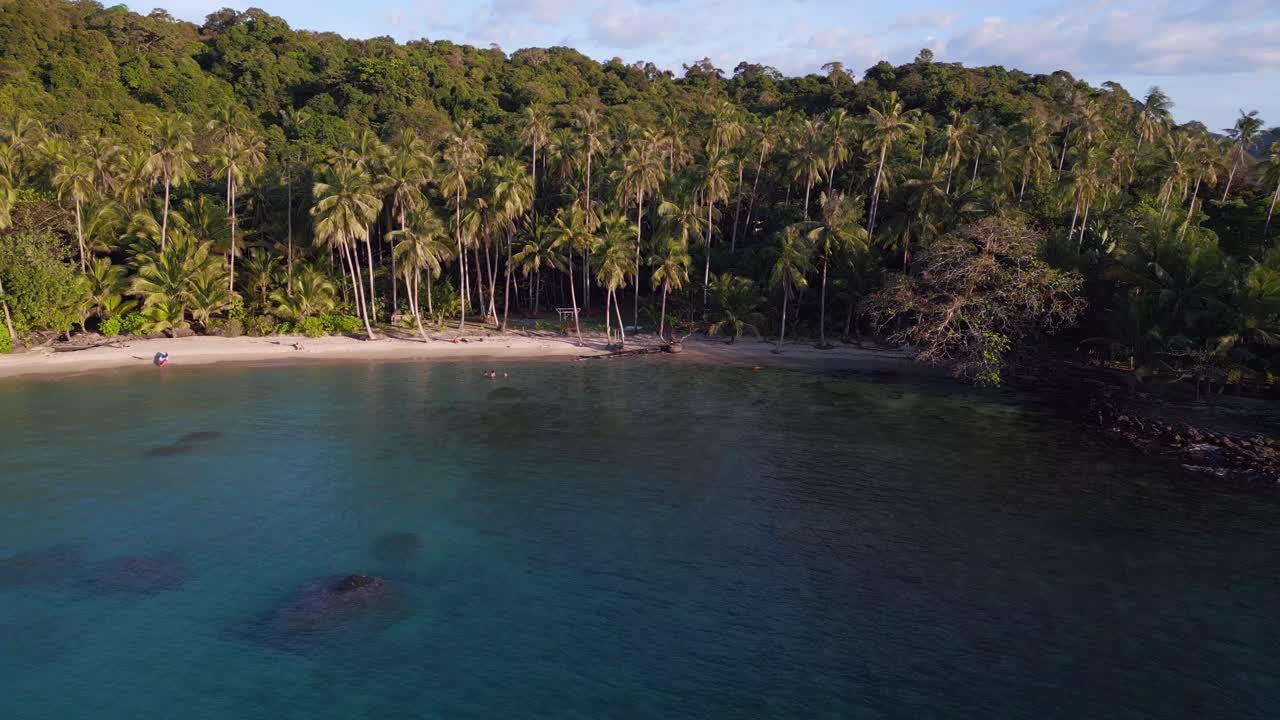 buen vuelo desde arriba.