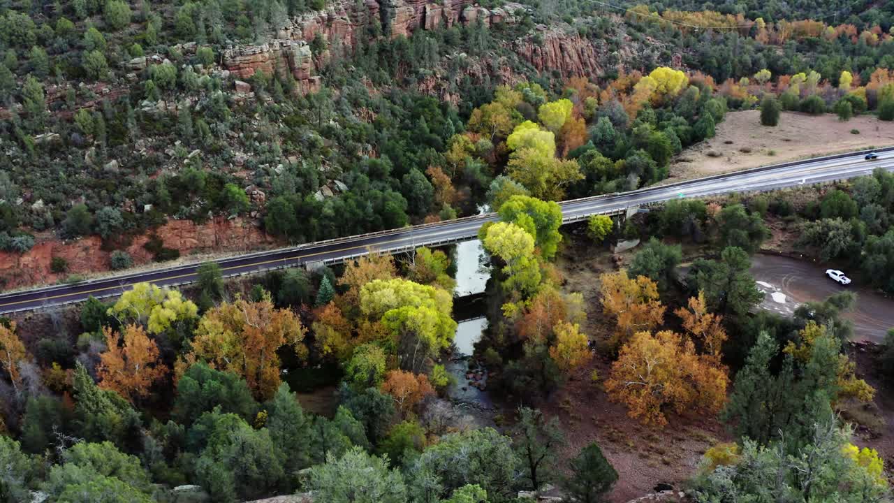 Highway 87, der passerer over Sycamore Creek i Arizona