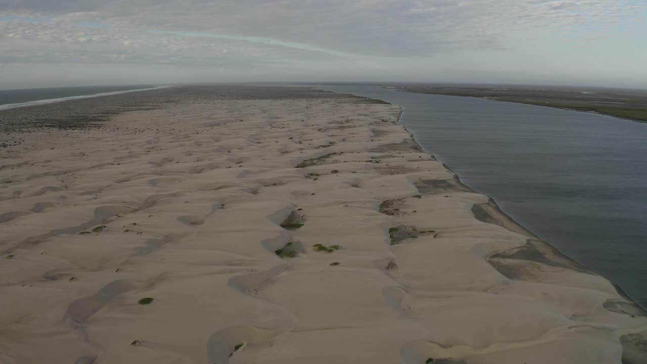 costa de dunas de arena de la península de baja california sur en méxico, antena