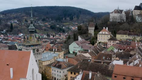 Vista-Aérea-De-La-Ciudad-De-Sighisoara-En-Rumania