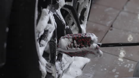 car wheel cleaning