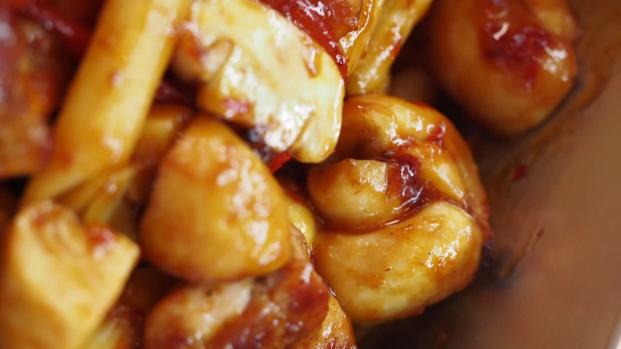 Pasta with Mushrooms and Peppers