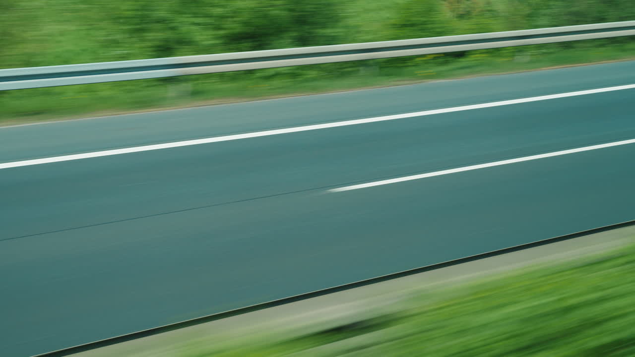 고속도로를 따라 운전 02