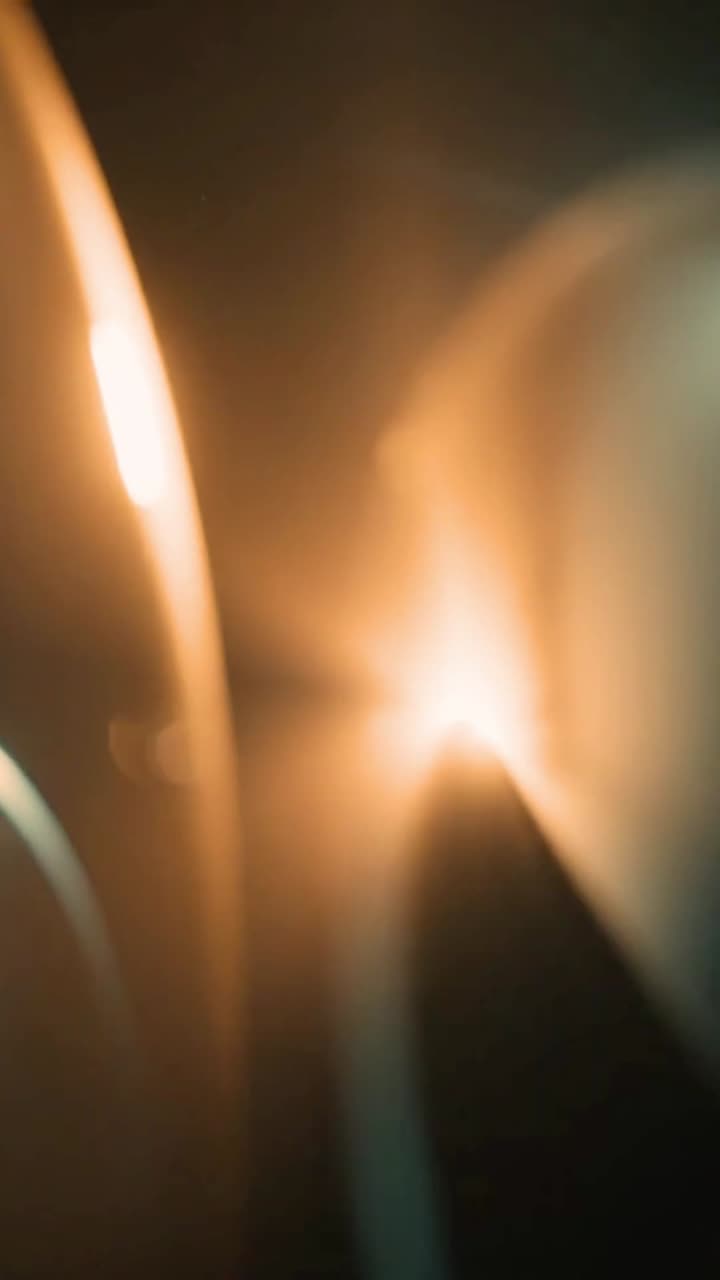 Sfondo dinamico con perdite di luce astratte e flare dell'obiettivo