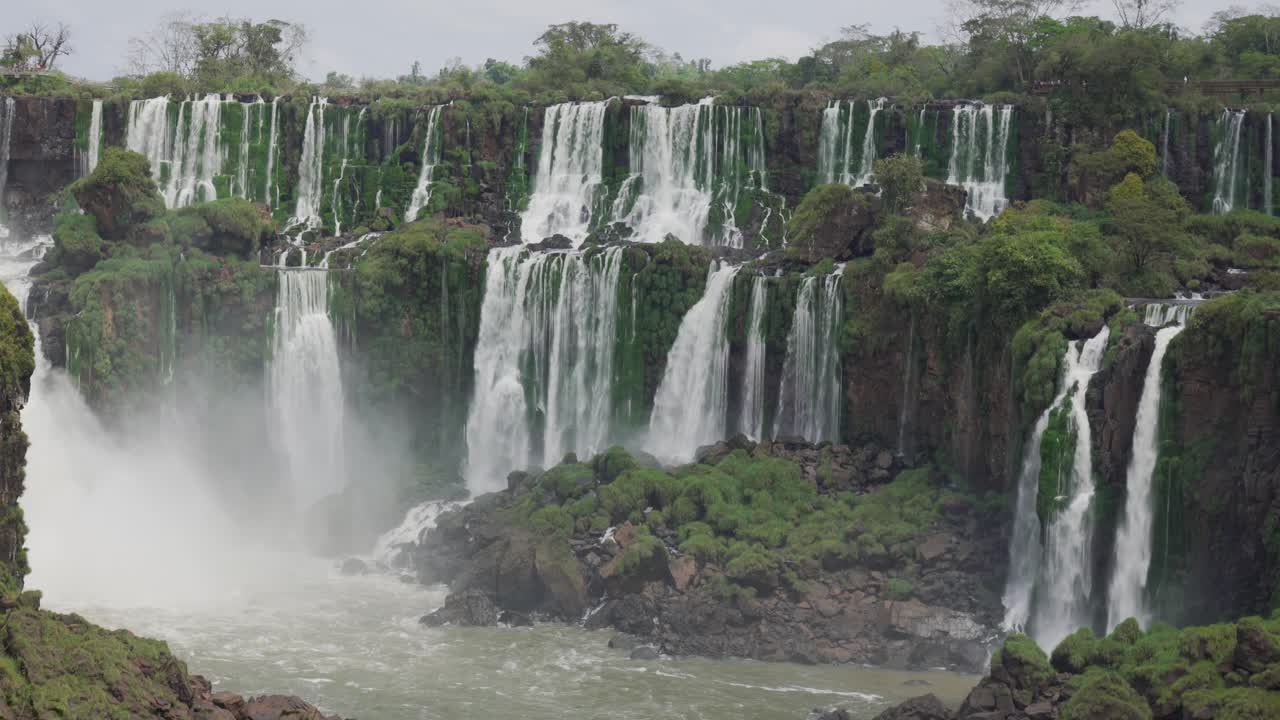imponentes cascadas parque nacional iguazú 1