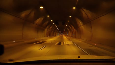 driving in tunnel fov at night