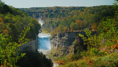 Viaducto-De-Portage-En-El-Parque-Estatal-Letchworth