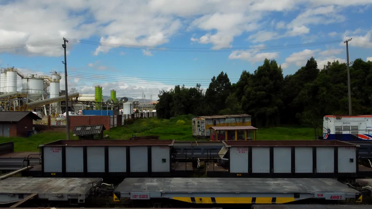 살리트레 동네의 역사적인 철도의 숨겨진 매력