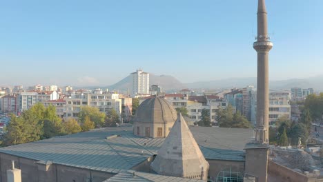 vista aérea de la mezquita de hunat hatun en kayseri