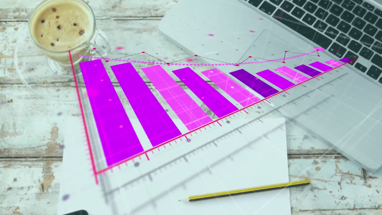 animación de la flecha en el gráfico sobre la taza de café, el teléfono celular y la computadora portátil en la mesa de madera