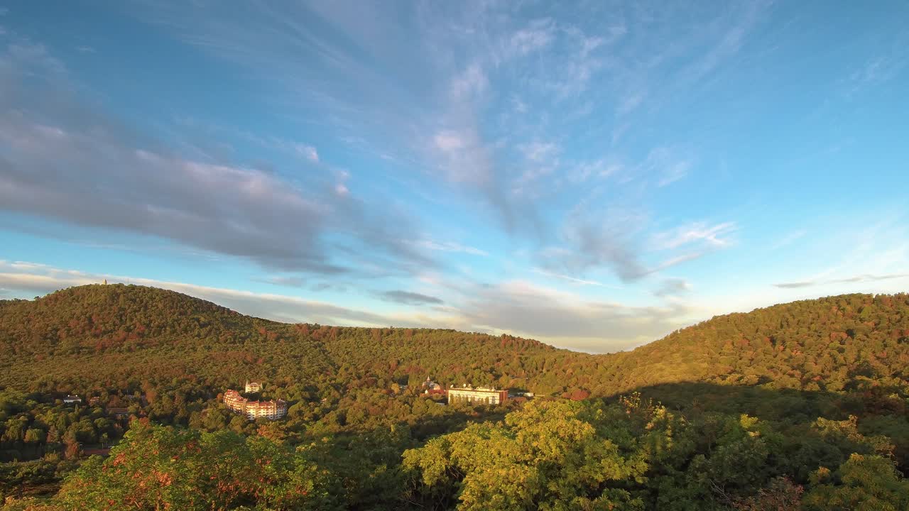 색상 변경 부드러운 일출 시간 경과, janos 언덕, 부다페스트