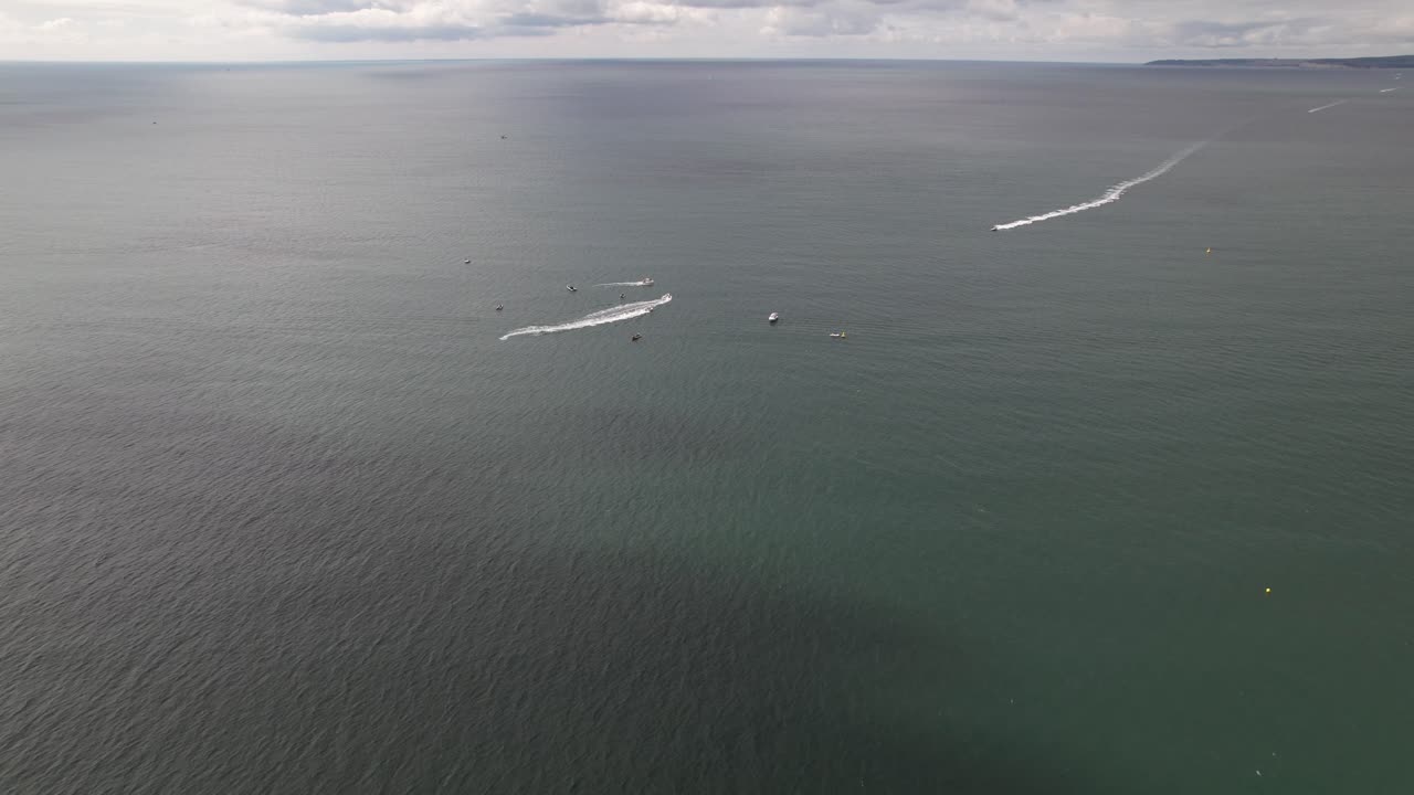 파워 보트 레이싱 클립 9